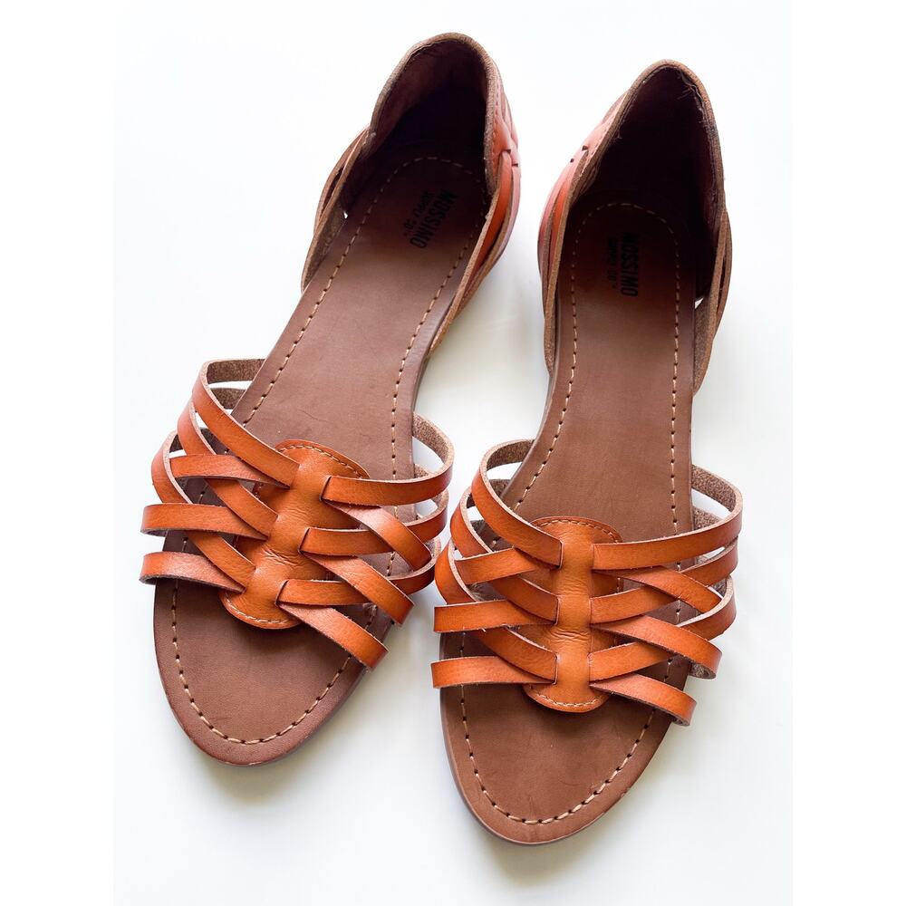 Women's Mossimo Supply Co. Tan Woven Sandals Size 7